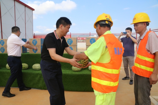 南旅建工集团董事长陈皓等赴我司工地慰问